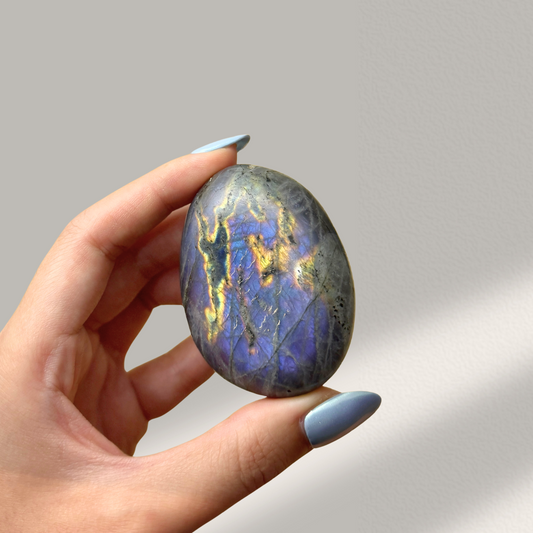 Labradorite Palm Stone (A)