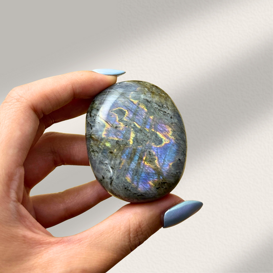 Labradorite Palm Stone (E)
