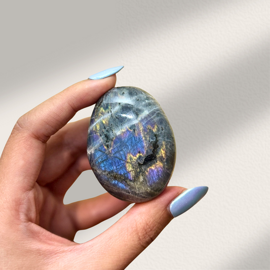 Labradorite Palm Stone (I)