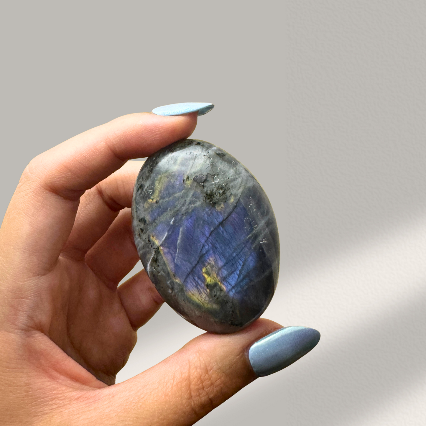 Labradorite Palm Stone (D)