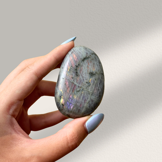 Labradorite Palm Stone (Q)