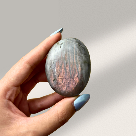 Labradorite Palm Stone (S)
